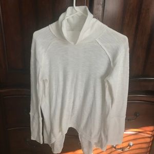 FREE PEOPLE size small split back shirt